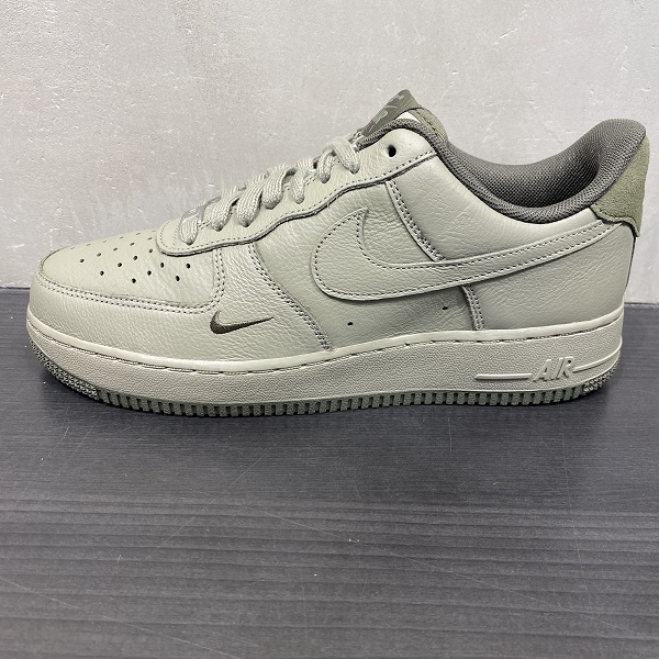AIR FORCE1'07 LV8 |イーアス沖縄豊崎