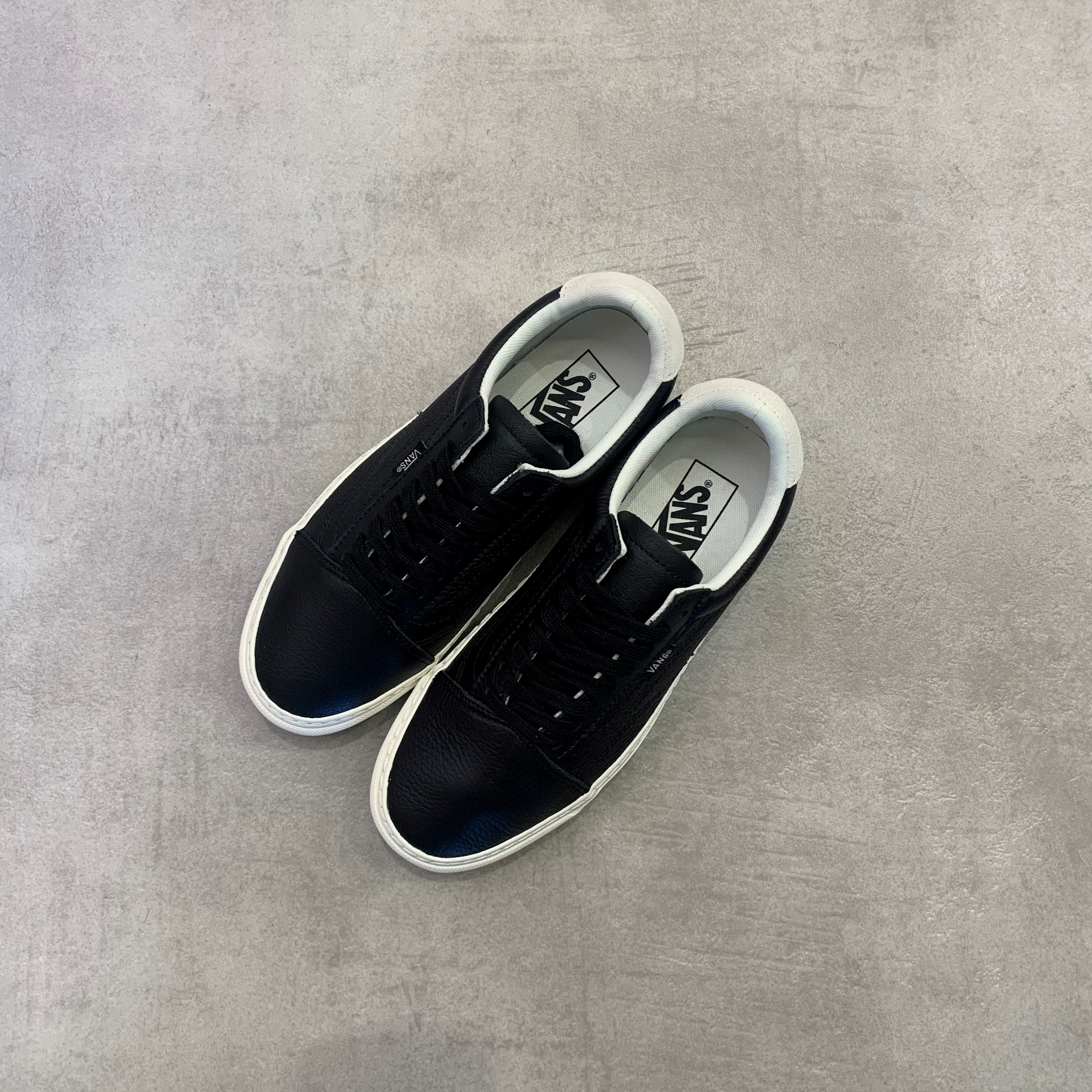 VANS★AUTHENTIC LUX★兼用★BLACK Vans Authentic Lux スニーカー | ブラック | FARFETCH JP