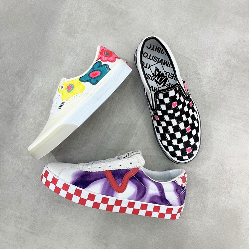 ★日本未入荷★【V&A Museum】 Vans×The Museum Visitor』 |イーアス沖縄豊崎
