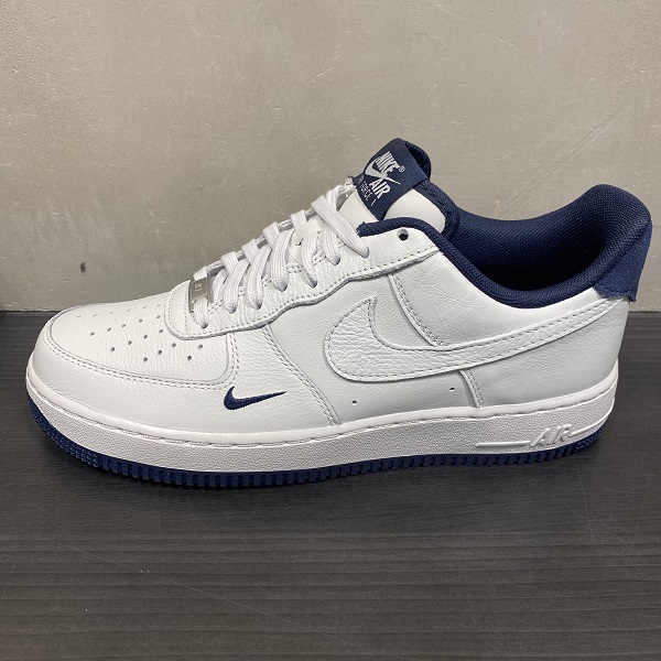 AIR FORCE1'07 LV8 |イーアス沖縄豊崎