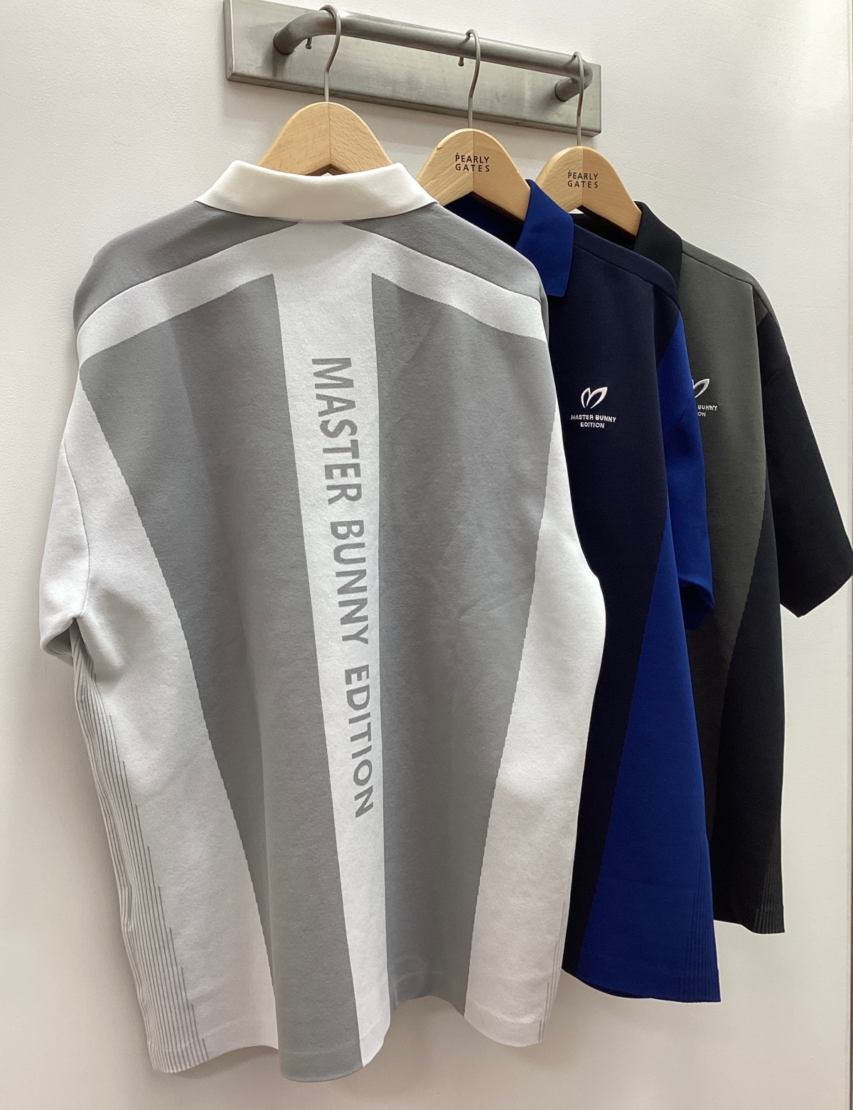 MASTER BUNNY EDITION MEN'sポロシャツ | ショップニュース