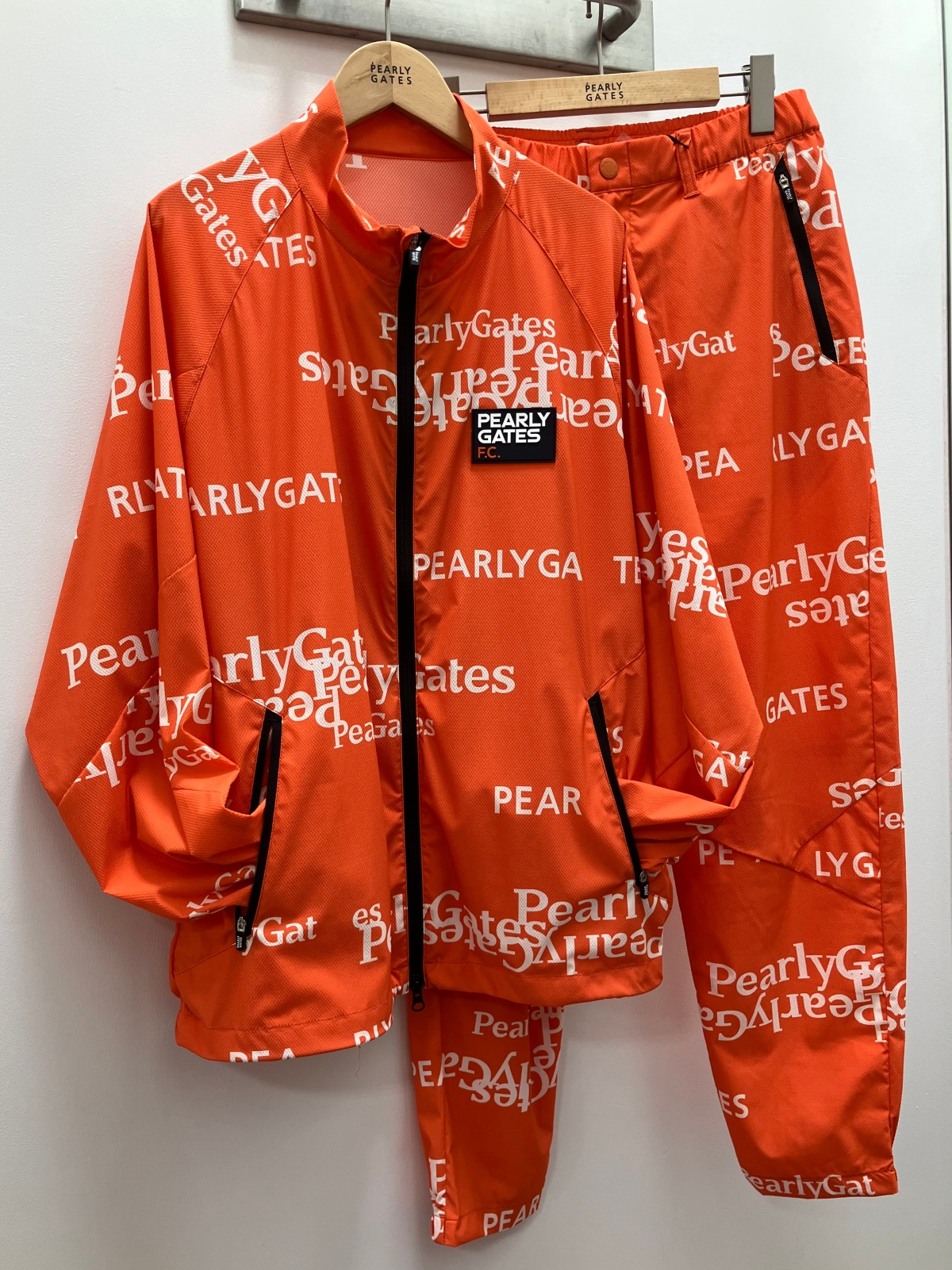PEARLY GATES ロゴプリント セットアップ PEARLY GATES ロゴSETUP | ショップニュース | 沖縄アウトレットモール
