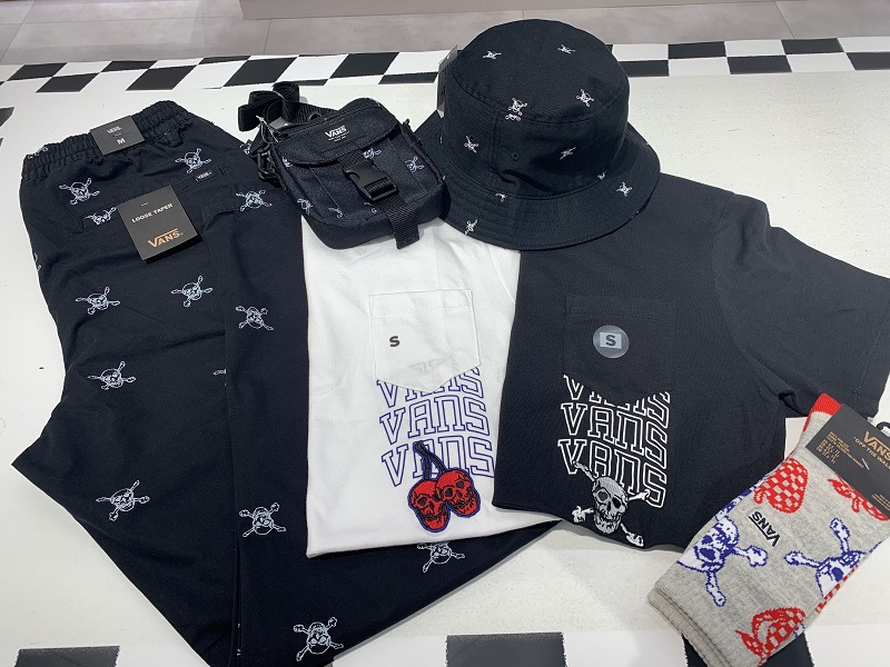 VANS VARSITY COLLECTION |イーアス沖縄豊崎